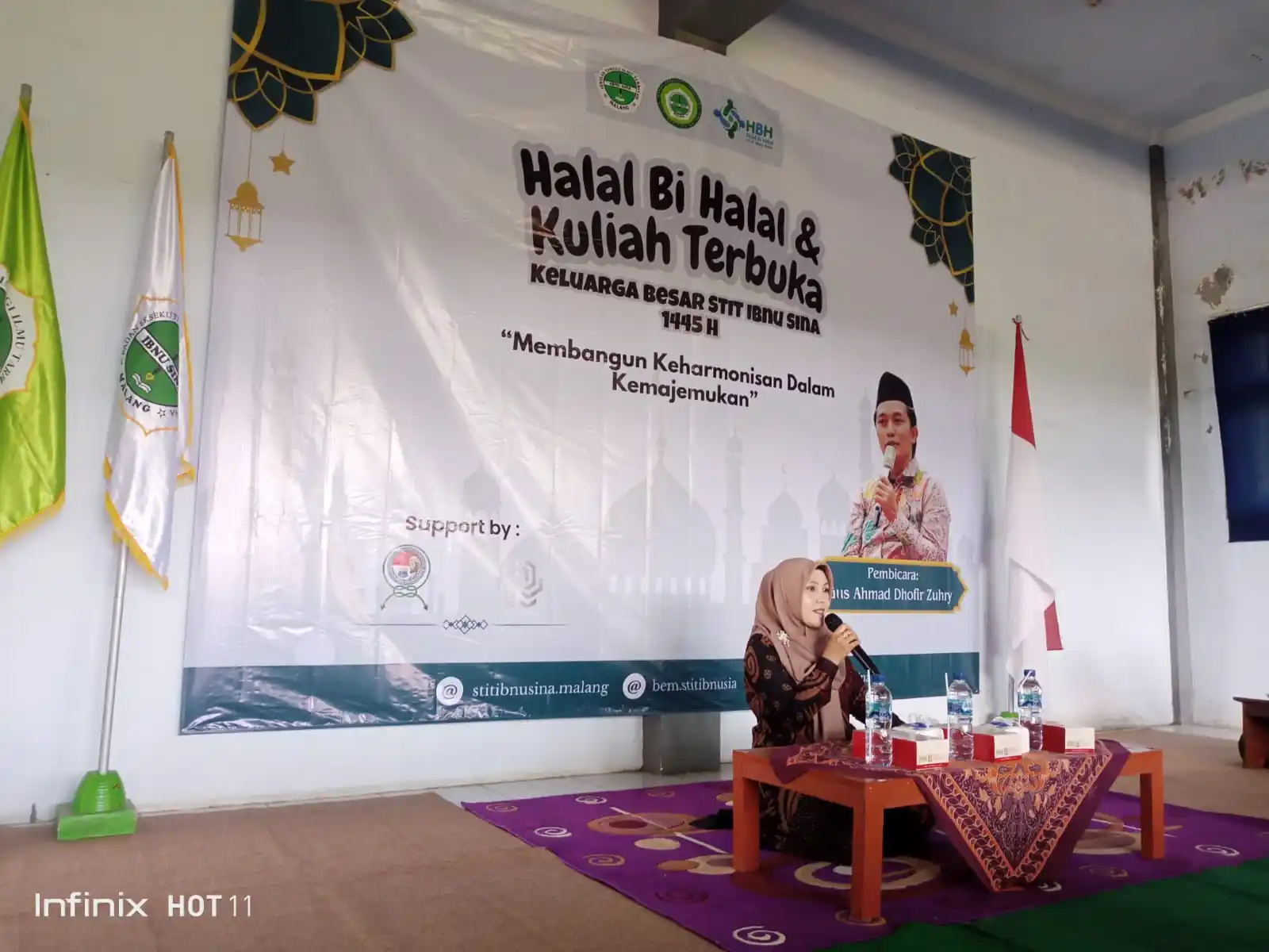 MEMBANGUN KEHARMONISAN  DALAM KEMAJEMUKAN.