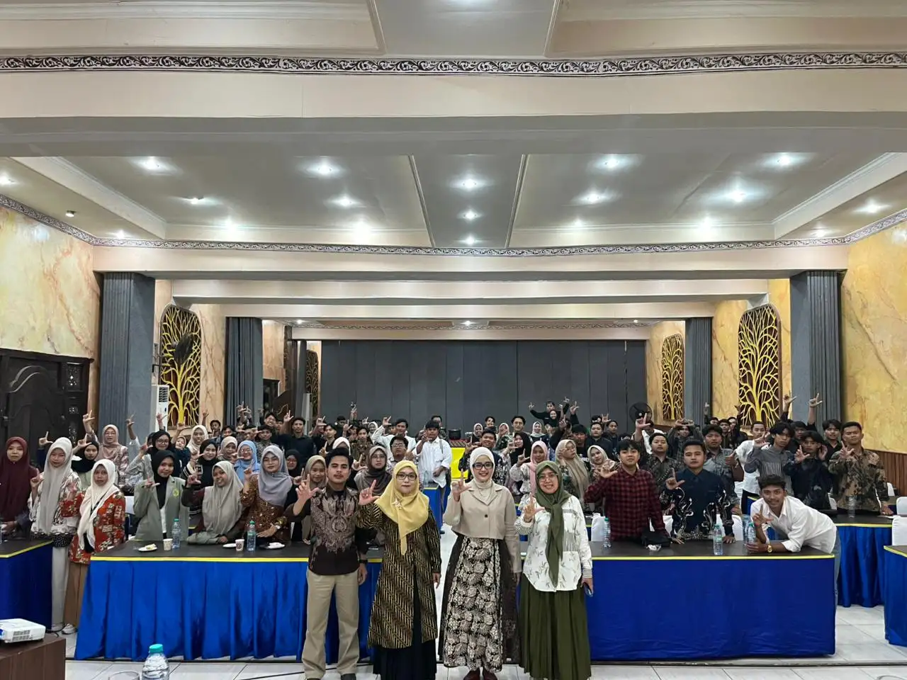 Seminar Pemanfaatan AI, Generate AI for Student: Dari Ide Menjadi Karya