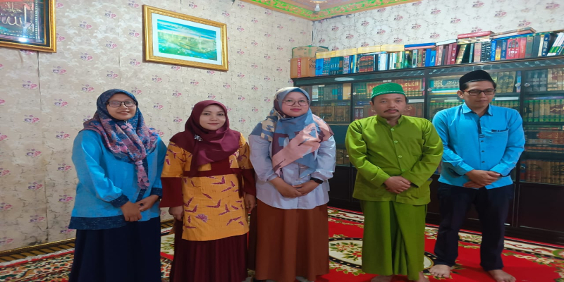 Silaturahim STIT Ibnu Sina ke Ponpes At Thohirin Bantur